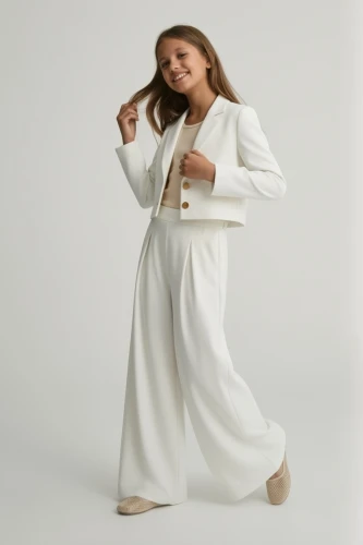 Elegante completo da bambina Emi bianco
