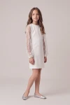 Abito Vivienne bianco a maniche lunghe in tulle – figura intera, ripresa di tre quarti