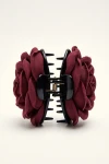 Pinza per capelli con rosa bordeaux – dettaglio dei denti e della molla della pinza nera